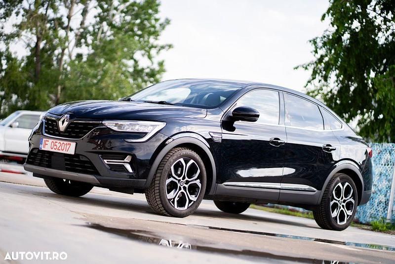 Culoarenegru Utilizat 2022 Renault Arkana SUV | 15.590 EUR (Preț bun) - Imagine 1/4