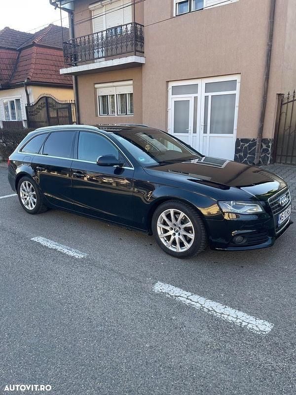 Culoarenegru Utilizat 2010 Audi A4 S-Line Break | 7.200 EUR (Puțin scump) - Imagine 1/4