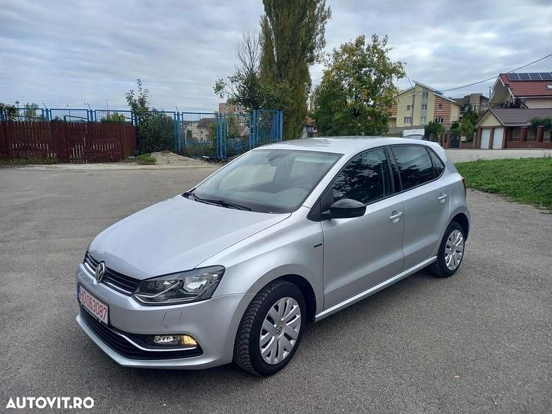 Culoareargint Utilizat 2015 VW Polo | 6.590 EUR (Preț OK) - Imagine 1/4