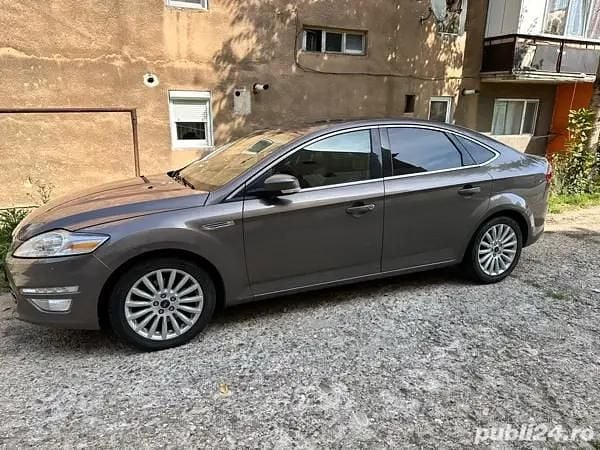 Bej Utilizat 2011 Ford Mondeo Berlinǎ | 5.300 EUR (Preț OK) - Imagine 1/4
