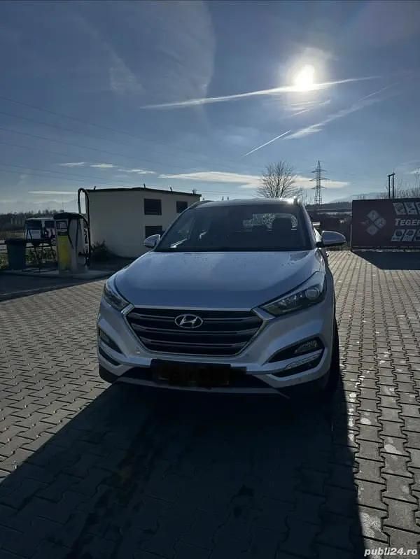 Second-hand Hyundai Tucson 116 CP (85 kW) 2016 Gri SUV