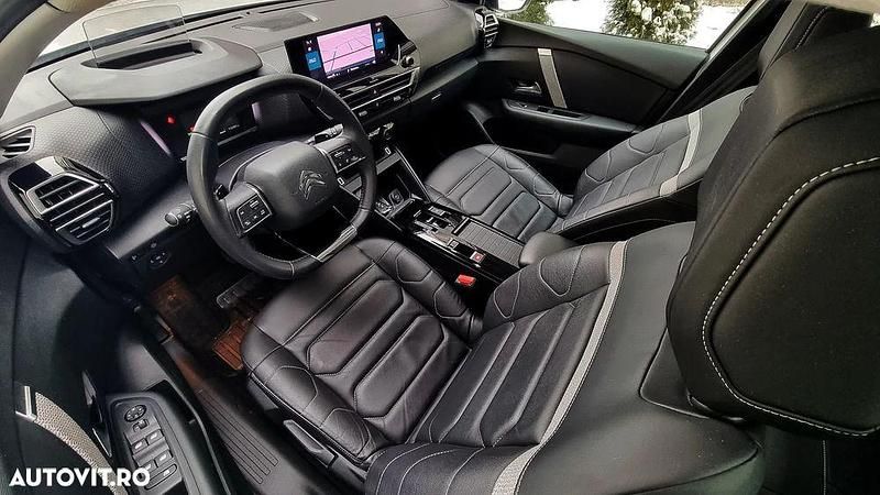 Second-hand Citroën C4 Feel 130 CP (95 kW) 2022 Culoarealb SUV