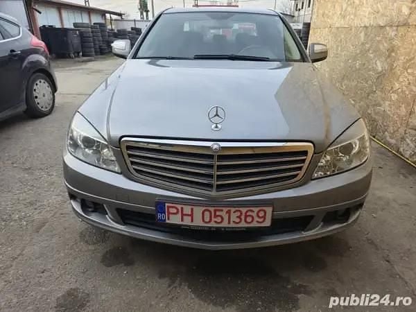 Second-hand Mercedes C200 184 CP (135 kW) 2008 Gri Berlinǎ
