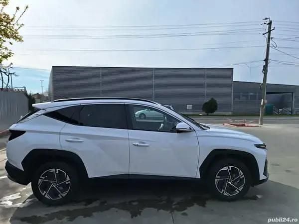 Second-hand Hyundai Tucson 160 CP (117 kW) 2024 Alb SUV