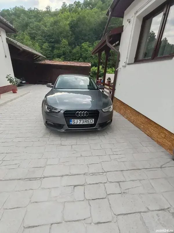 Gri Utilizat 2015 Audi A5 Coupe | 12.699 EUR (Preț bun) - Imagine 1/4
