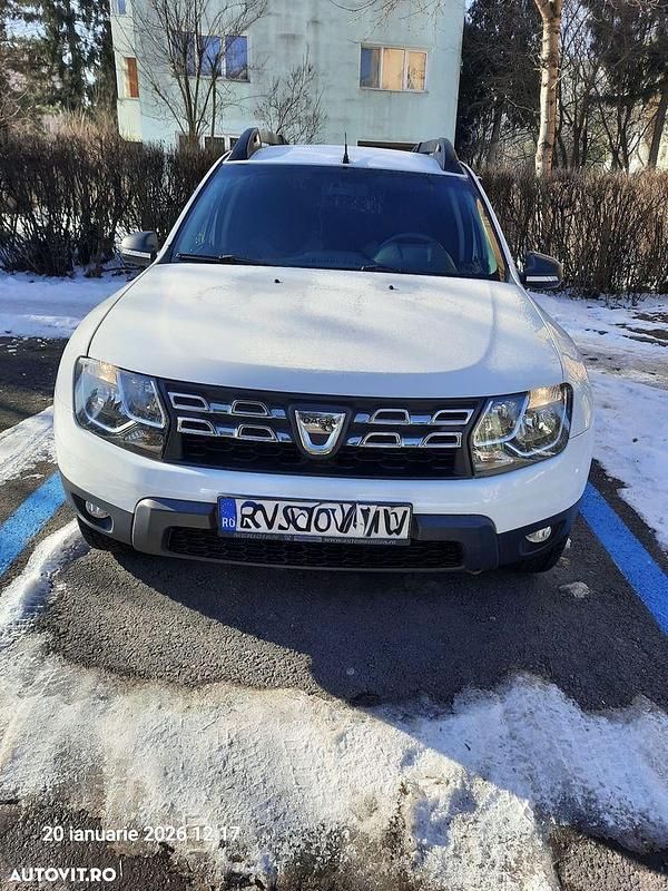 Culoarealb Utilizat 2016 Dacia Duster Comfort SUV | 9.450 EUR (Super Preț) - Imagine 1/4