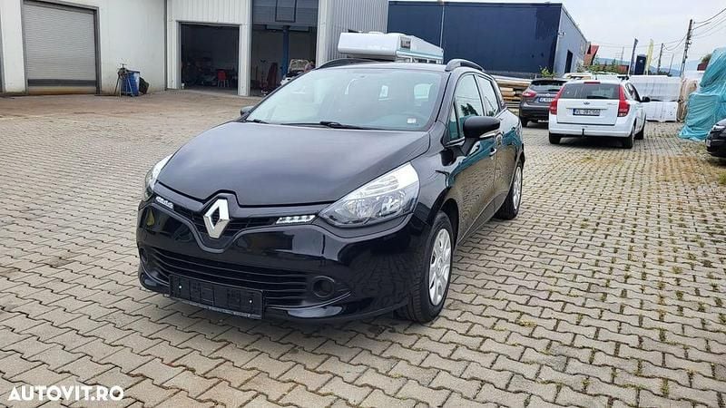 Culoarenegru Utilizat 2015 Renault Clio GrandTour Expression Break | 4.500 EUR (Preț bun) - Imagine 1/4
