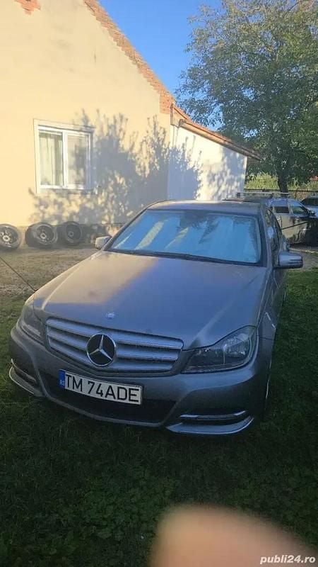 Utilizat 2011 Mercedes A220 Berlinǎ | 3.500 EUR - Imagine 1/4