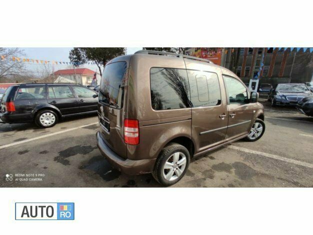 Maro Utilizat 2011 VW Caddy Monovolum | 7.499 EUR (Scump) - Imagine 1/4