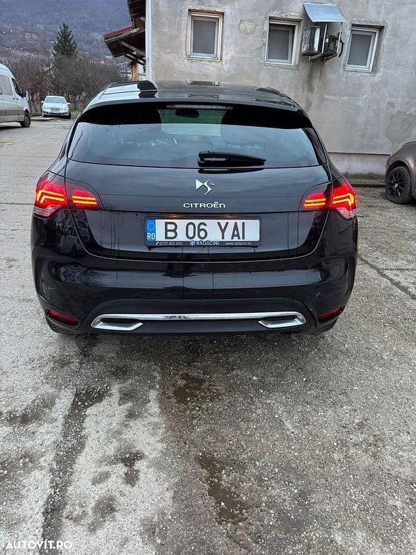 Second-hand Citroën DS4 Sport Chic 200 CP (147 kW) 2013 Culoarenegru Hatchback
