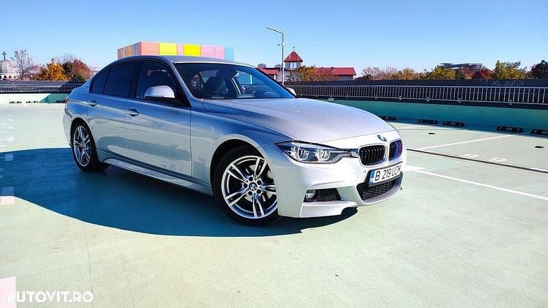 Culoareargint Utilizat 2016 BMW 330e iPerformance Berlinǎ | 15.000 EUR - Imagine 1/4