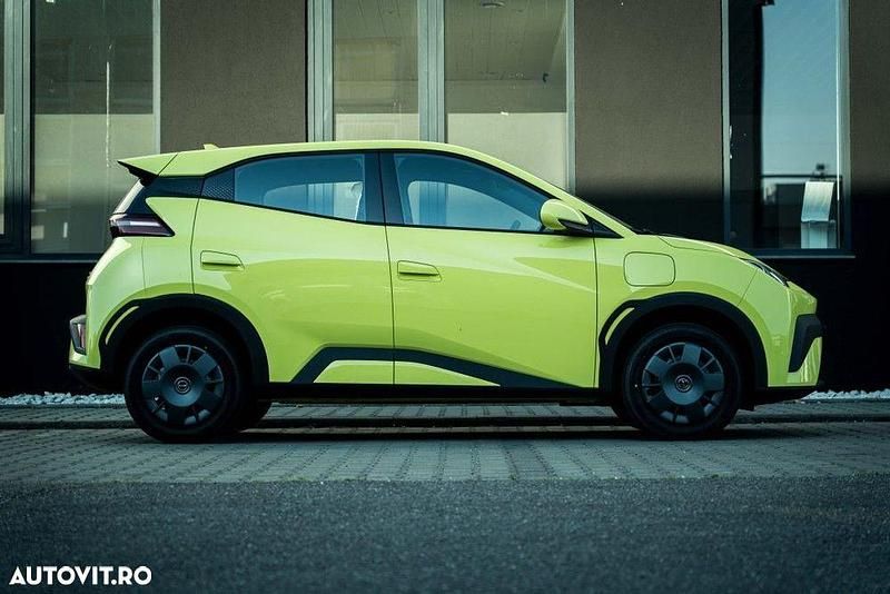 Nouă BYD Dolphin 64 kW (88 CP) 2025 Culoareverde Hatchback