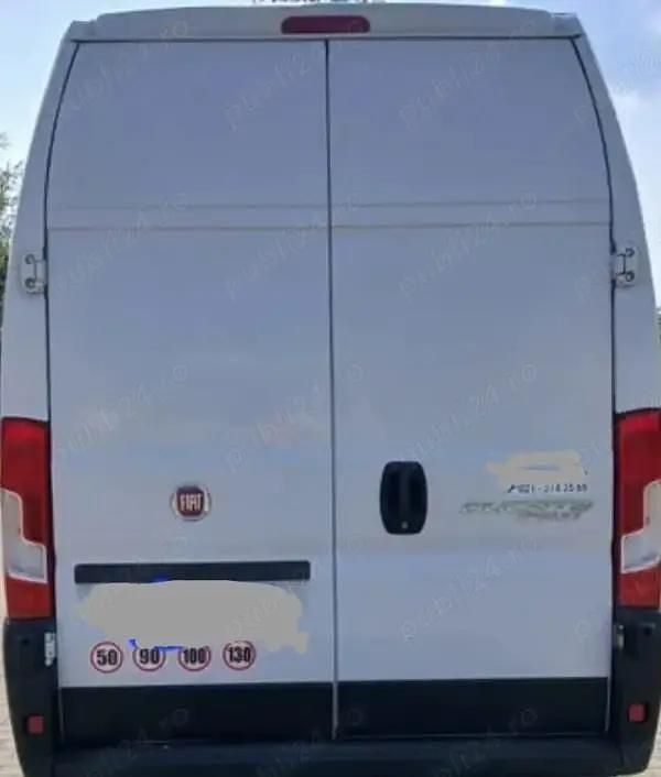 Alb Utilizat 2014 Fiat Ducato Van | 12.000 EUR (Super Preț) - Imagine 1/4