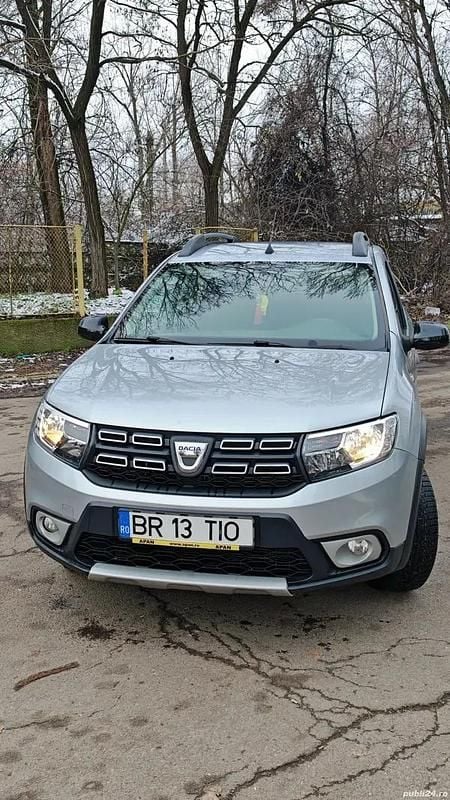 Second-hand 2020 Dacia Sandero Berlinǎ | 8.900 EUR (Preț OK) - Imagine 1/4