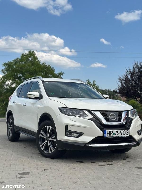 Second-hand Nissan X-Trail Acenta 177 CP (130 kW) 2018 Culoarealb SUV