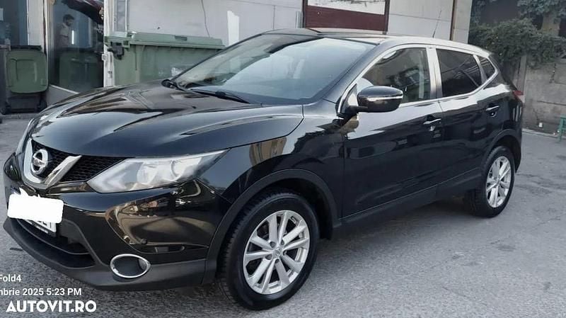 Culoarenegru Utilizat 2014 Nissan Qashqai SUV | 9.900 EUR (Preț bun) - Imagine 1/4