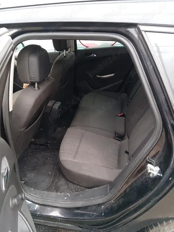 Second-hand Opel Astra Sport 131 CP (96 kW) 2011 Break