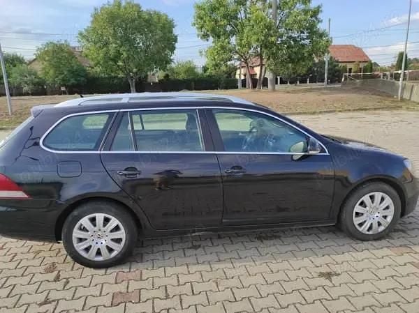 Second-hand VW Golf VI 105 CP (77 kW) 2011 Negru Hatchback