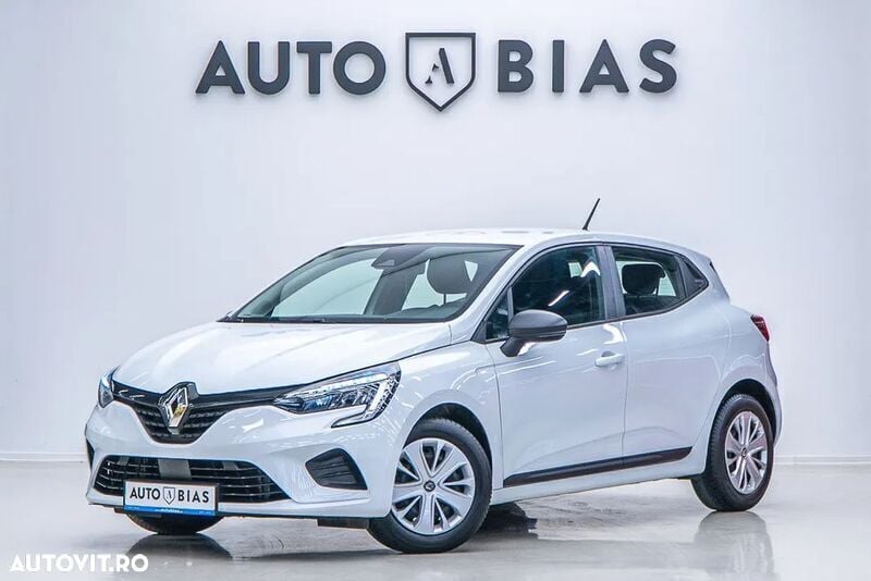 Alb Utilizat 2022 Renault Clio V Zen | 10.990 EUR (Preț OK) - Imagine 1/4