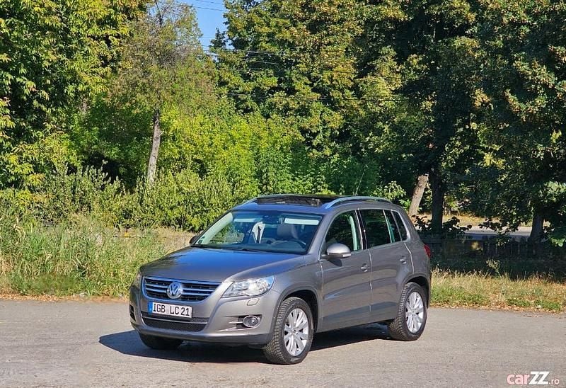 Gri Utilizat 2010 VW Tiguan SUV | 7.290 EUR (Preț bun) - Imagine 1/4