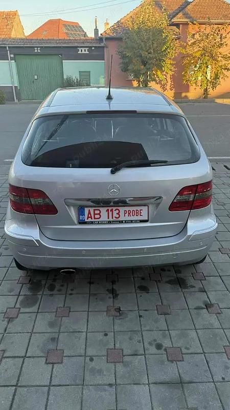 Utilizat 2007 Mercedes A180 | 3.000 EUR - Imagine 1/4