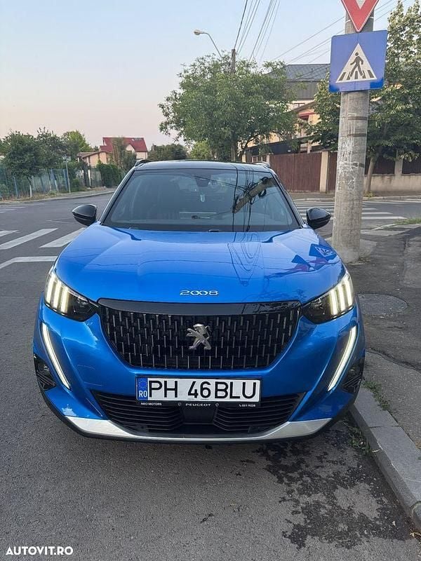 Albastru Utilizat 2021 Peugeot 2008 GT SUV | 19.000 EUR (Preț OK) - Imagine 1/4
