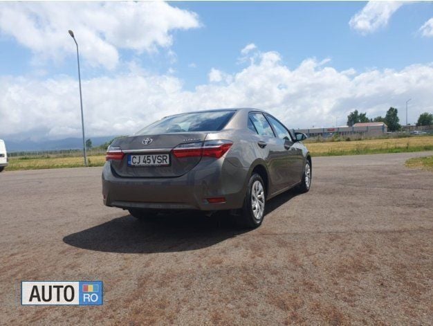Second-hand Toyota Corolla 130 CP (95 kW) 2018 Maro Berlinǎ