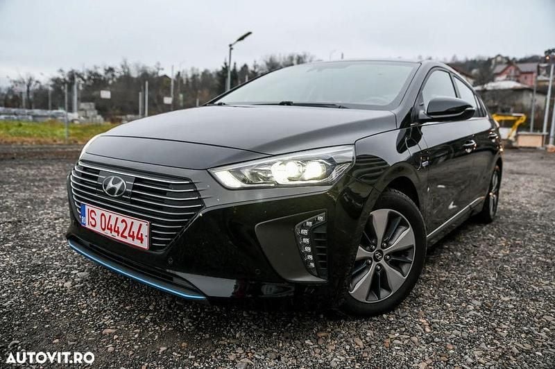 Culoarealbastru Utilizat 2018 Hyundai Ioniq Hatchback | 15.400 EUR - Imagine 1/4