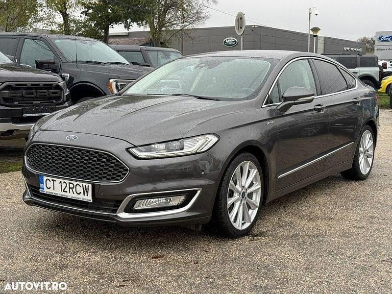 Second-hand Ford Mondeo 210 CP (154 kW) 2018 Culoaregri Berlinǎ