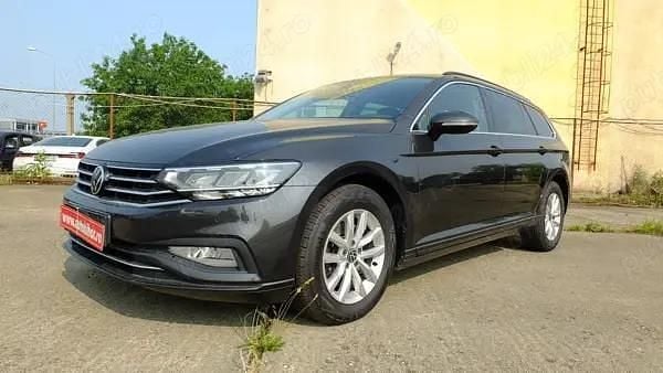 Gri Utilizat 2020 VW Passat Comfortline Break | 14.290 EUR (Preț bun) - Imagine 1/4
