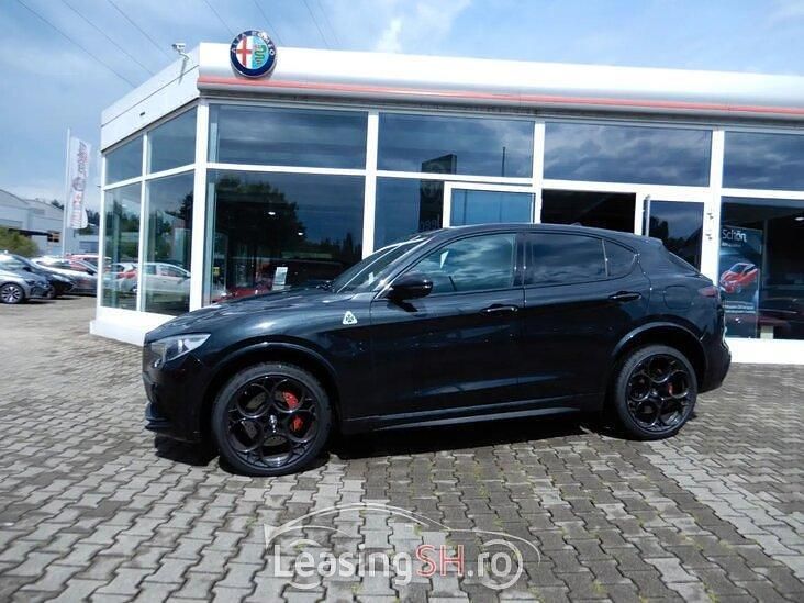 Negru Utilizat 2023 Alfa Romeo Stelvio Quadrifoglio Verde SUV | 73.064 EUR - Imagine 1/4