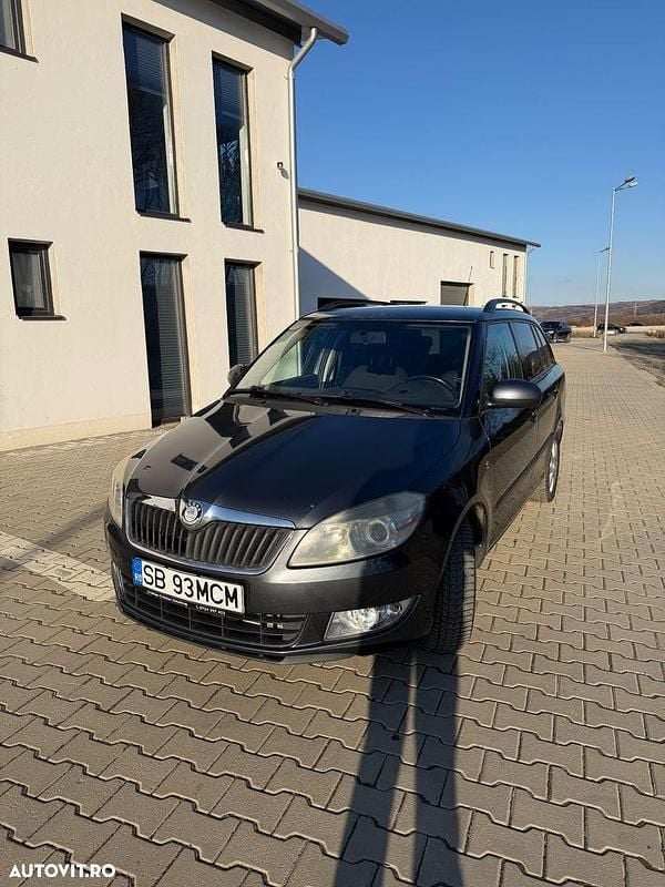 Second-hand Skoda Fabia Ambiente 75 CP (55 kW) 2010 Culoarealbastru Break