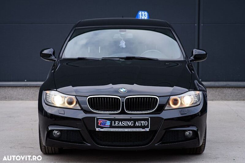 Second-hand BMW 320 Sport Line 184 CP (135 kW) 2012 Negru Break