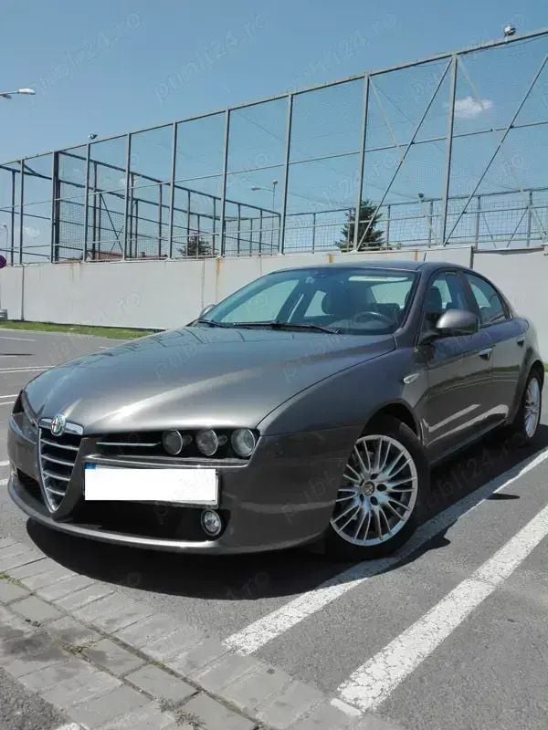 Gri Utilizat 2010 Alfa Romeo 159 Berlinǎ | 4.200 EUR (Super Preț) - Imagine 1/4