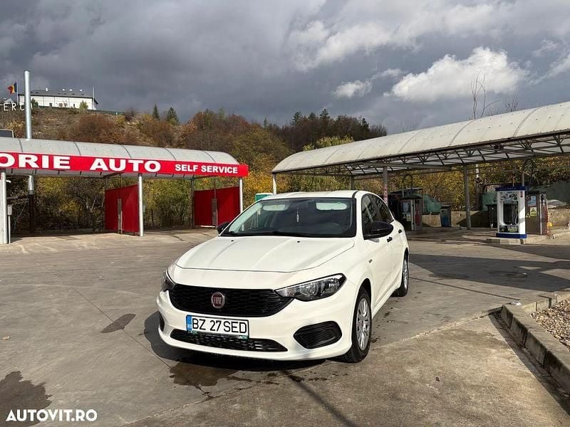Culoarealb Utilizat 2020 Fiat Tipo Hatchback | 7.200 EUR (Super Preț) - Imagine 1/4