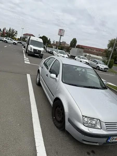 Second-hand VW Bora 75 CP (55 kW) 2000 Berlinǎ
