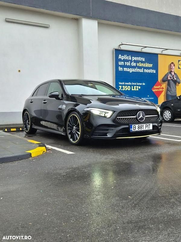Second-hand Mercedes A200 150 CP (110 kW) 2019 Culoarenegru Hatchback