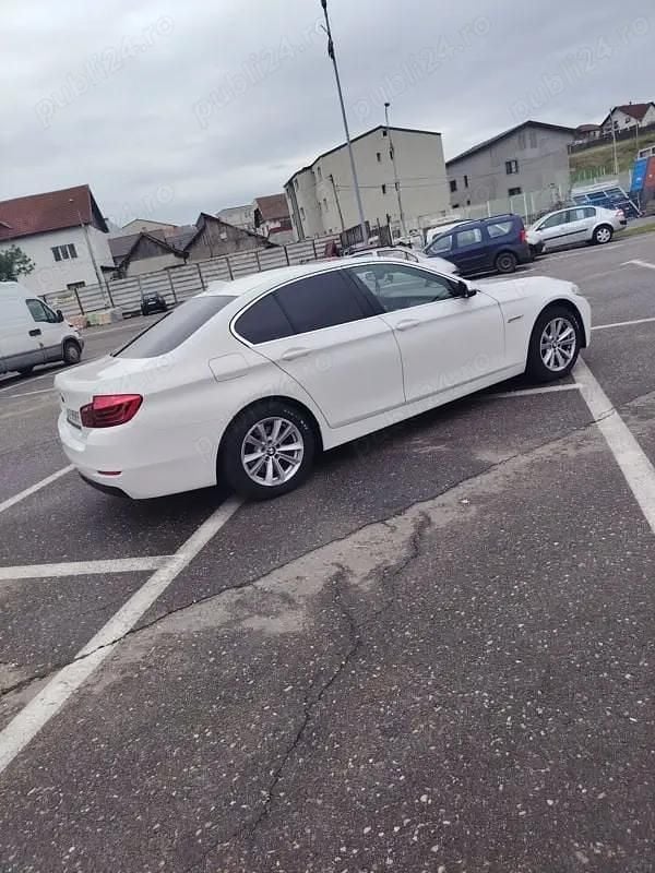 Second-hand BMW 520 220 CP (161 kW) 2014 Berlinǎ