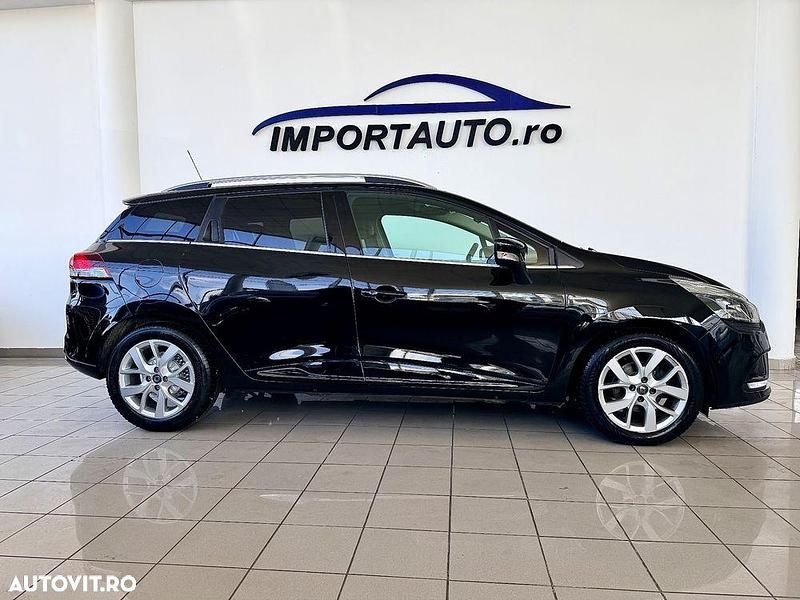 Second-hand Renault Clio GrandTour LIMITED 90 CP (66 kW) 2020 Culoarenegru Break