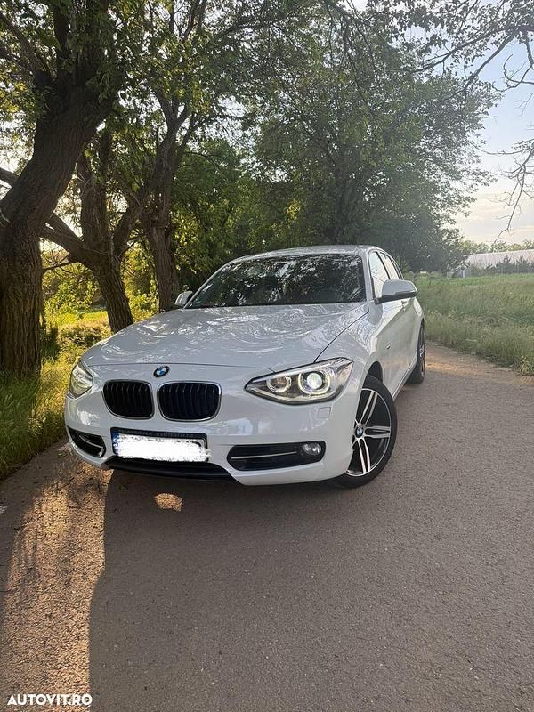 Alb Utilizat 2012 BMW 114 Hatchback | 6.800 EUR - Imagine 1/4