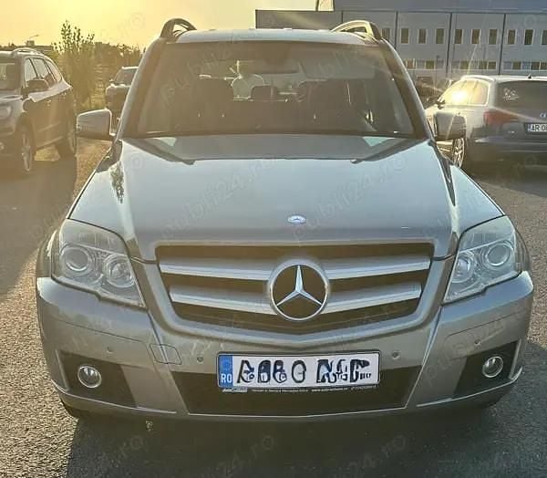 Utilizat 2010 Mercedes GLK220 SUV | 8.200 EUR (Preț OK) - Imagine 1/4