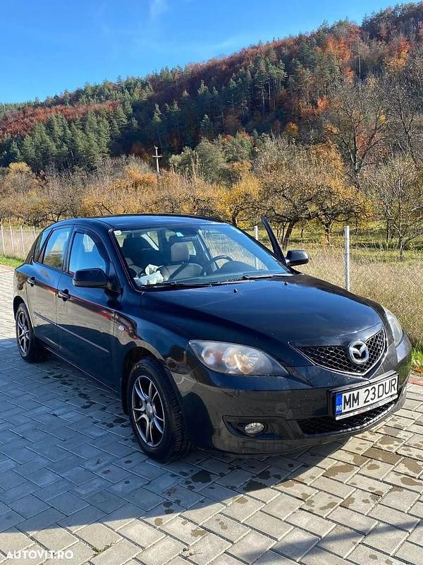 Culoarenegru Utilizat 2007 Mazda 3 Hatchback | 1.750 EUR (Preț OK) - Imagine 1/4