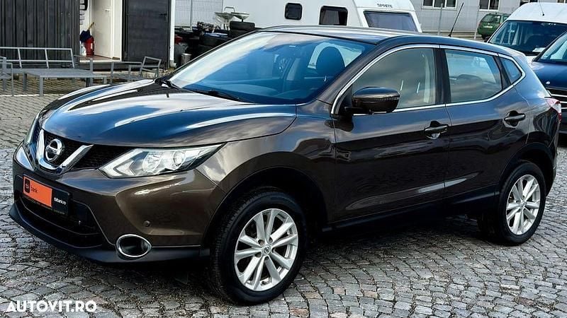 Maro Utilizat 2015 Nissan Qashqai SUV | 10.999 EUR (Preț OK) - Imagine 1/4