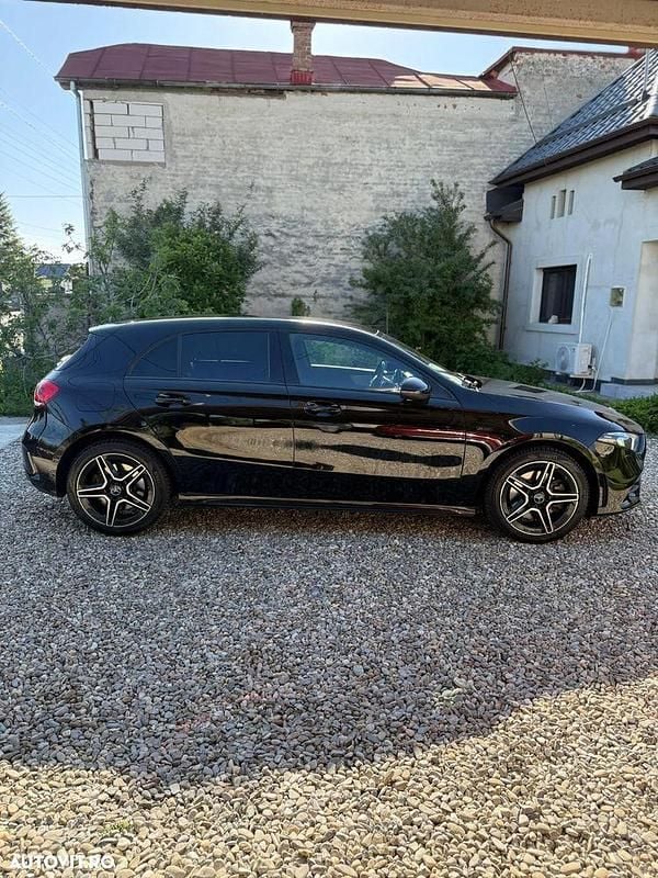 Second-hand Mercedes A250 AMG line 218 CP (160 kW) 2020 Culoarenegru Hatchback