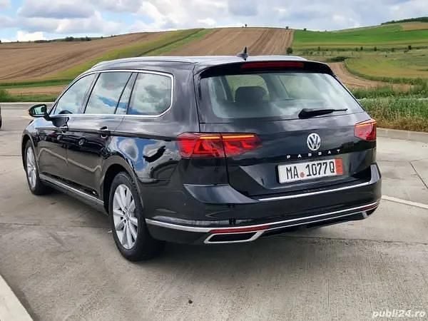 Negru Utilizat 2020 VW Passat Break | 15.500 EUR (Puțin scump) - Imagine 1/4