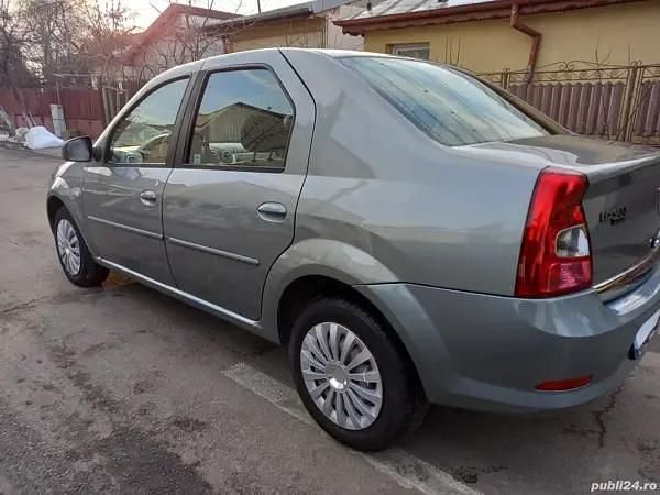 Second-hand Dacia Logan 90 CP (66 kW) 2011 Berlinǎ