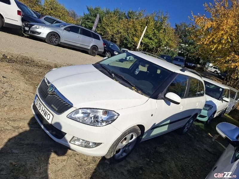 Utilizat 2014 Skoda Fabia Hatchback | 3.000 EUR - Imagine 1/4