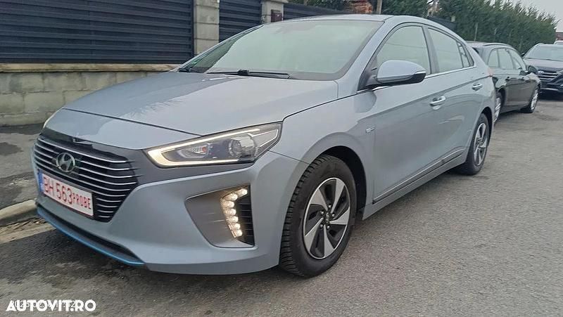 Second-hand Hyundai Ioniq 105 CP (77 kW) 2017 Culoareargint Hatchback