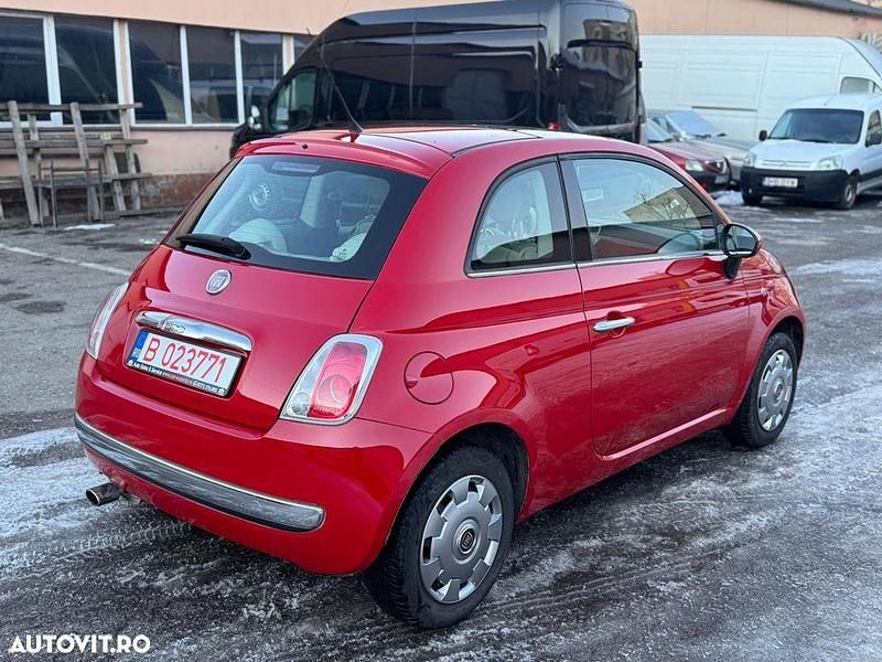 Second-hand Fiat 500 Lounge 69 CP (50 kW) 2010 Culoarerosu Hatchback