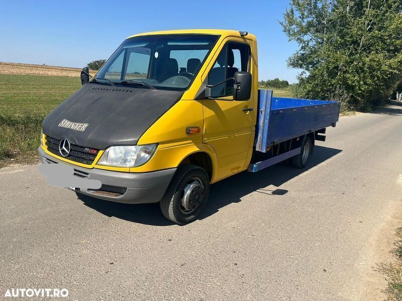 Galbeuriu Utilizat 2005 Mercedes Sprinter Van | 7.600 EUR (Puțin scump) - Imagine 1/4